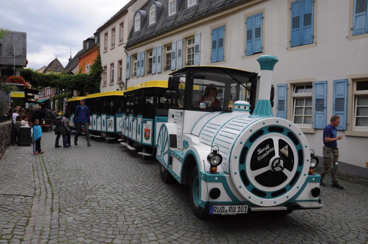 Hotel Krone Ruedesheim Rudesheim am Rhein Bagian luar foto
