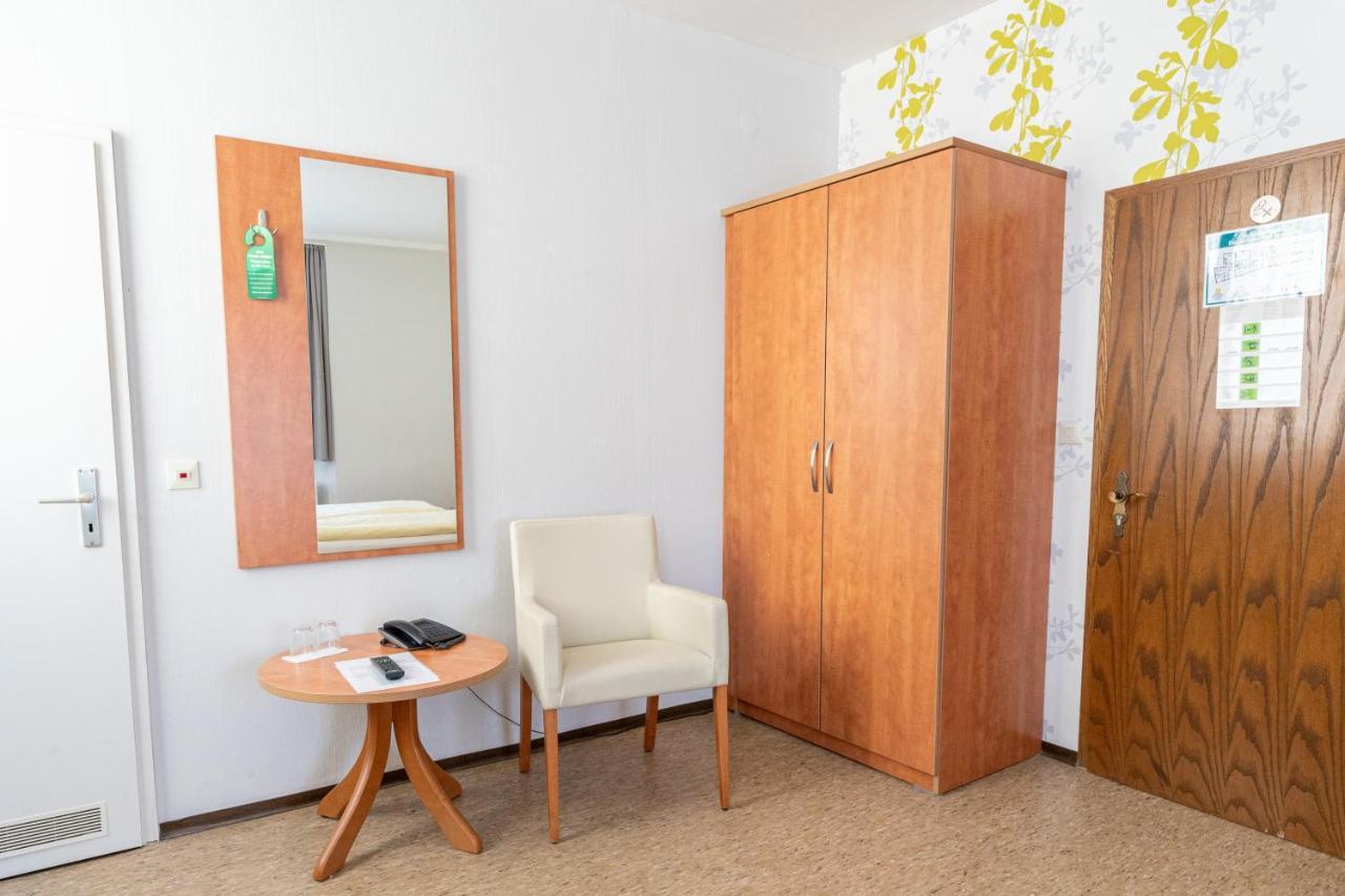 Hotel Krone Ruedesheim Rudesheim am Rhein Bagian luar foto